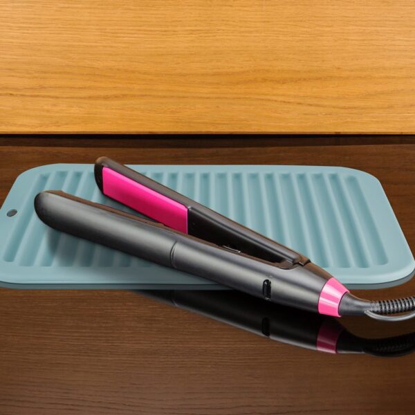 Heat Resistant Silicone Mat For Hot Hair Tools Portable Travel Silicone Mat and Cover For Flat Iron and Curling Iron Hair Straightener Hair Styling Tools 11.81x9.05in - Image 3